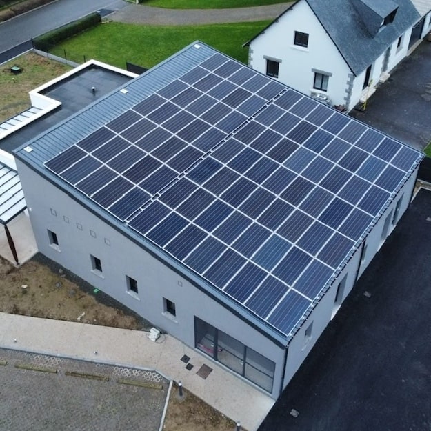Installation panneaux photovoltaïques - Boulangerie Saint-Sauveurs-des-Landes (35)